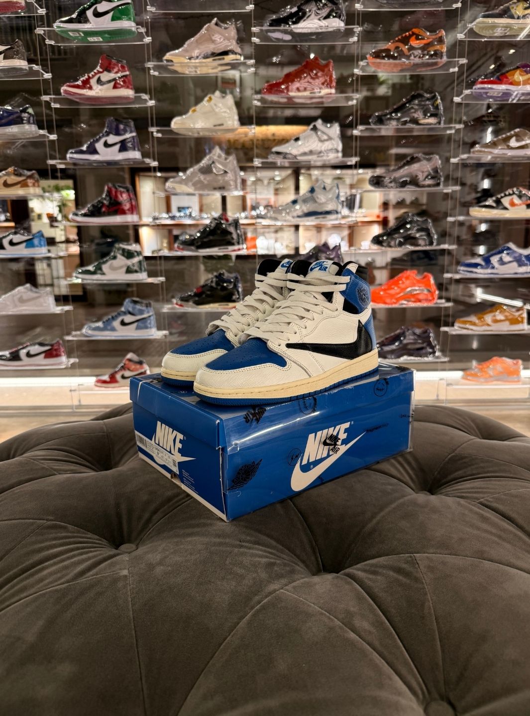 Air Jordan 1 Retro High OG SP Fragment x Travis Scott - Sneakers Usate | ResellZone