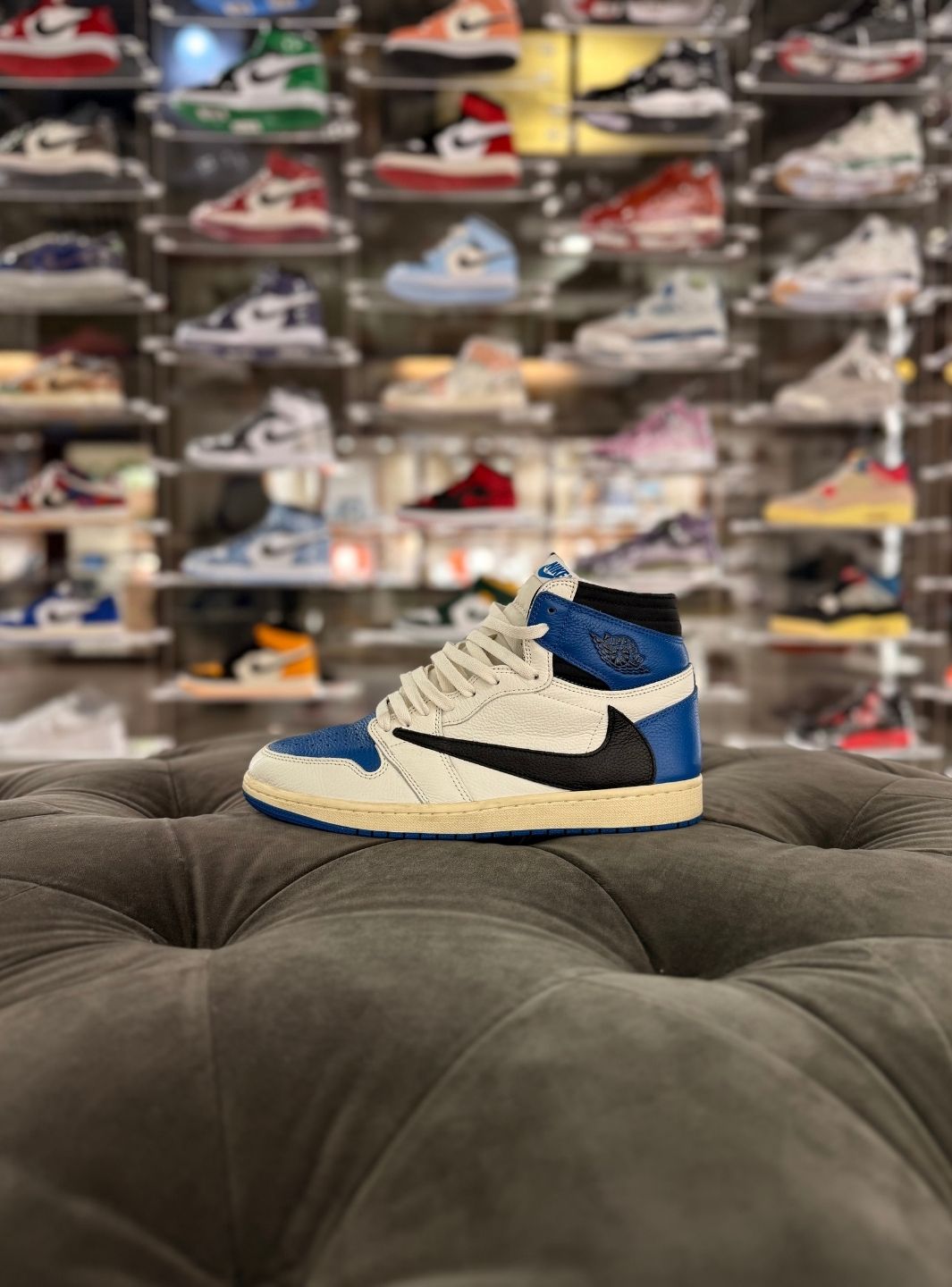 Air Jordan 1 Retro High OG SP Fragment x Travis Scott - Sneakers Usate | ResellZone