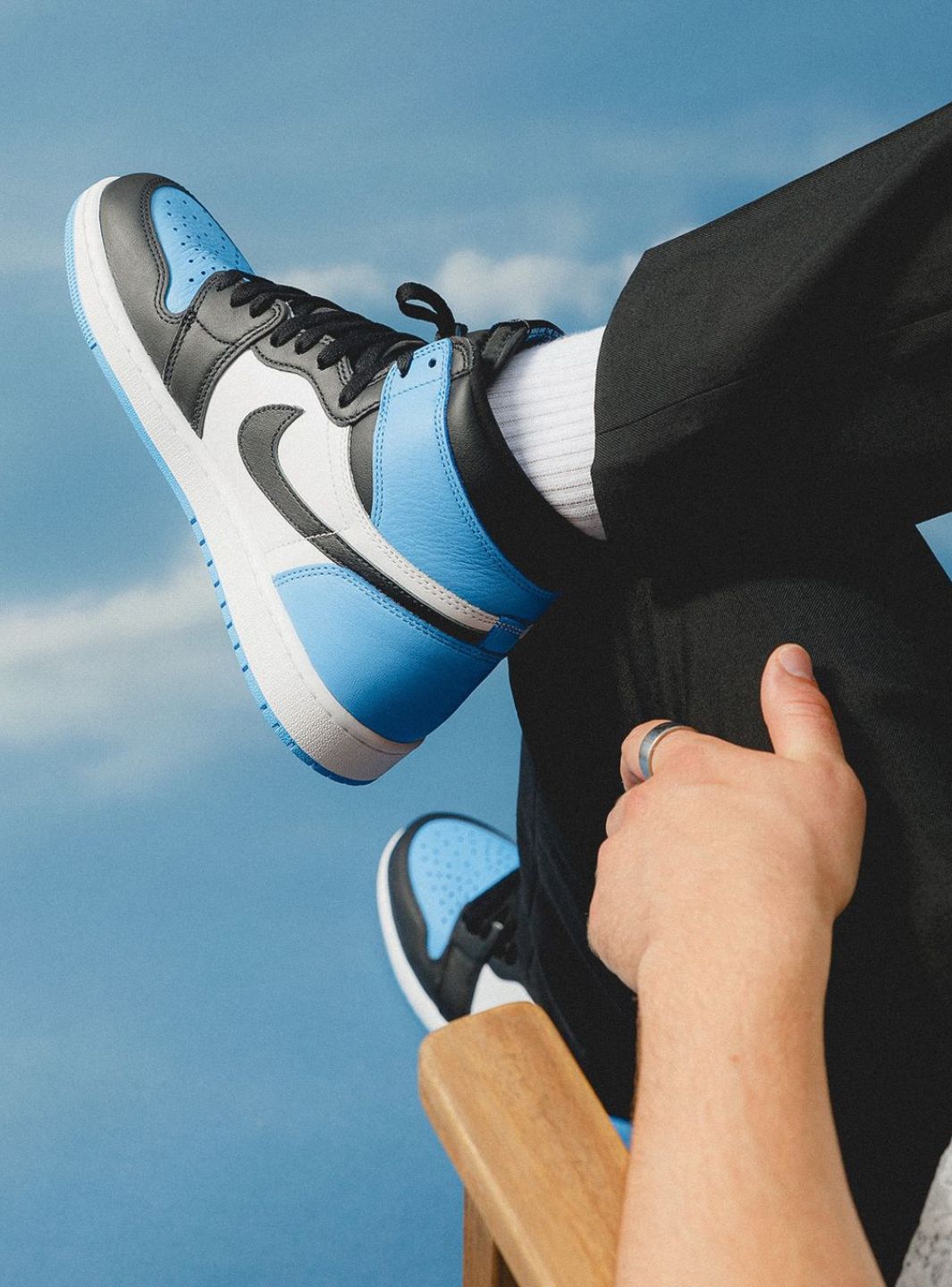 Jordan Unc Blue On Feet Unc Jordan Mid Retro Blue Foot Jordan Mid