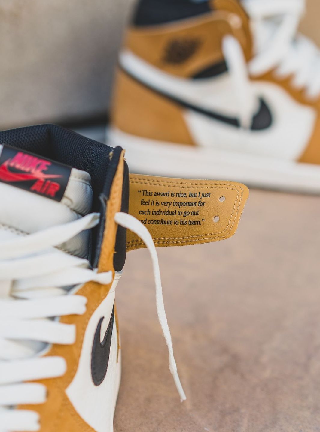 Air Jordan 1 Retro High Rookie of the Year - 555088-700 | ResellZone