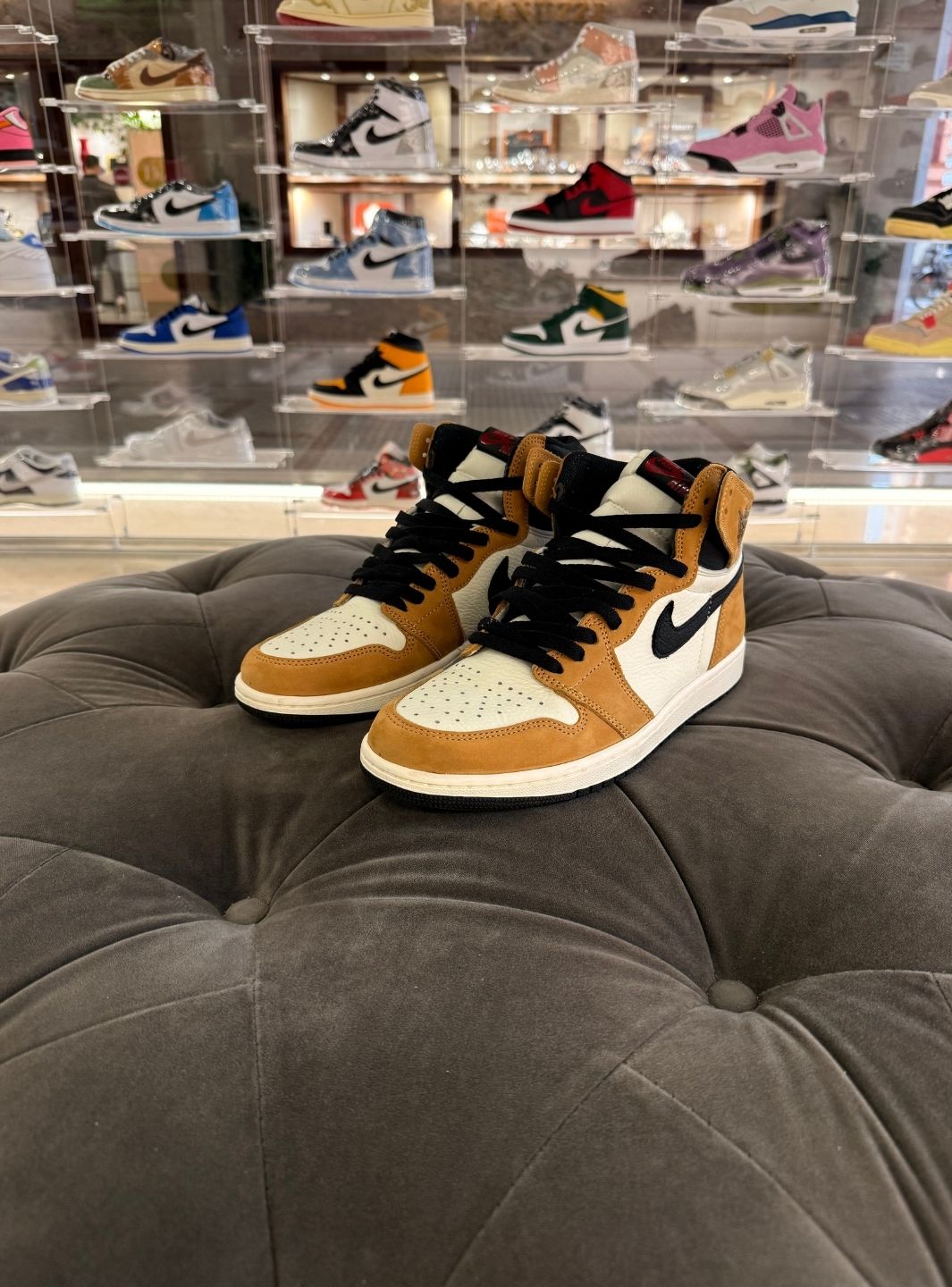 Air Jordan 1 Retro High Rookie of the Year - Sneakers Usate | ResellZone