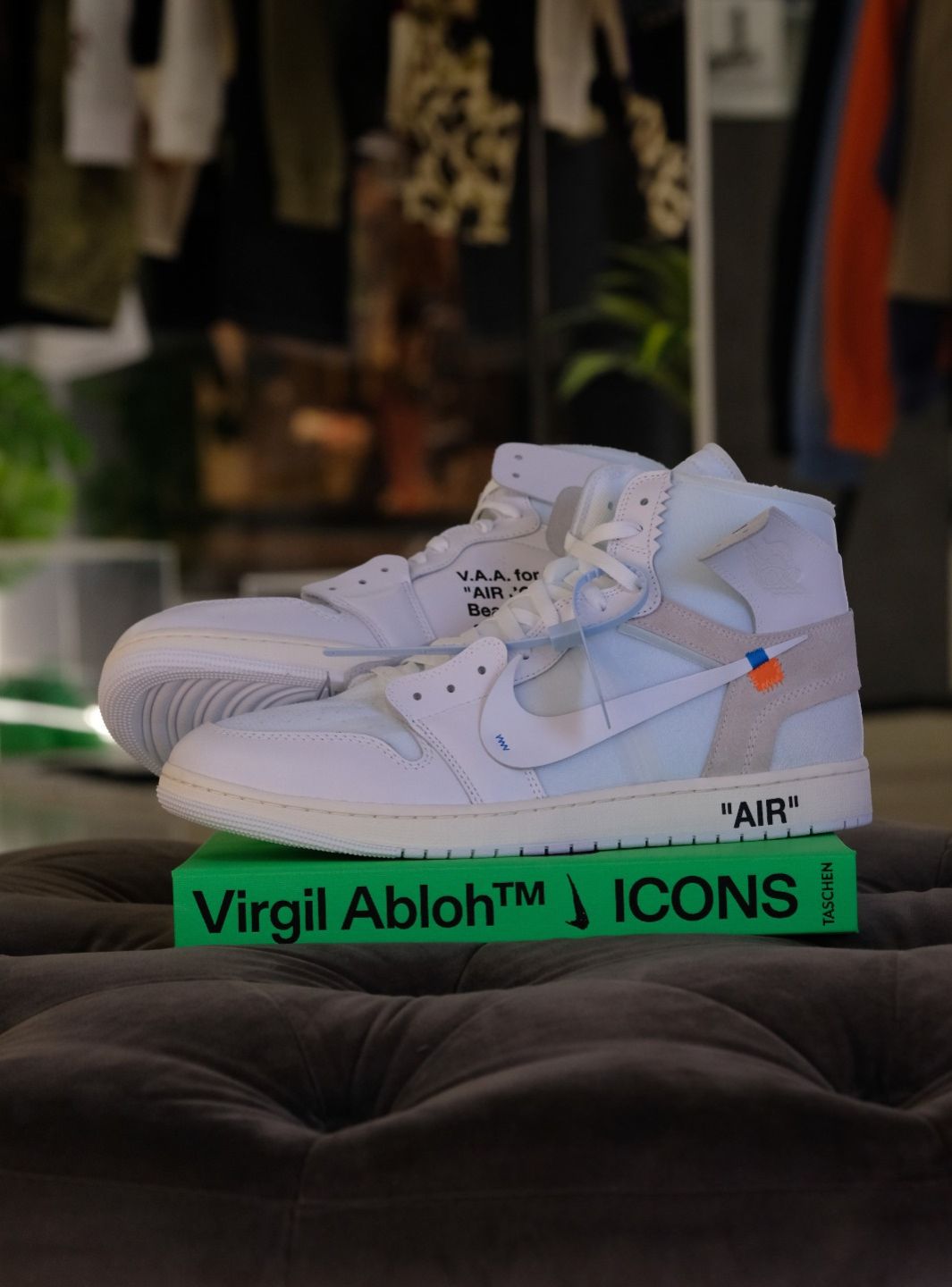 Air Jordan 1 Retro High Virgil Abloh Archive Alaska (V.A.A.) - AA3834-100 | ResellZone