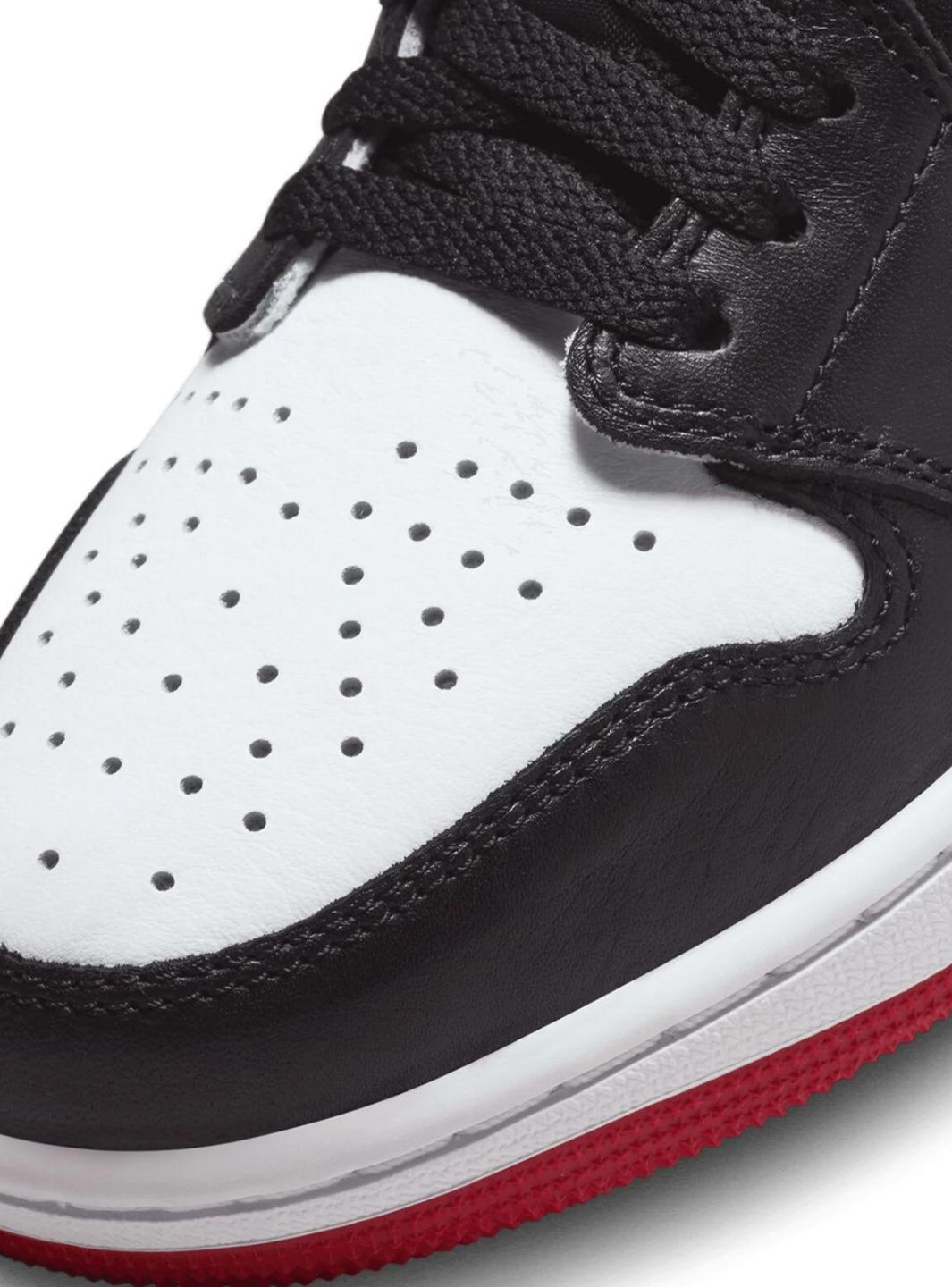 Air Jordan 1 Retro Low OG Black Toe - CZ0790-106 | ResellZone