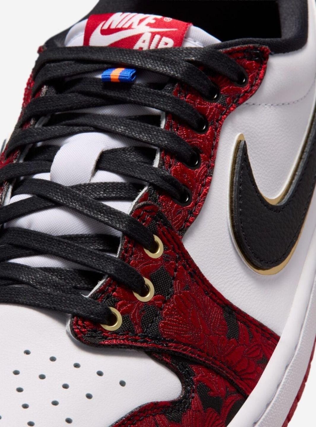Air Jordan 1 Retro Low OG Last Dance at the Garden - IR0088-001 | ResellZone