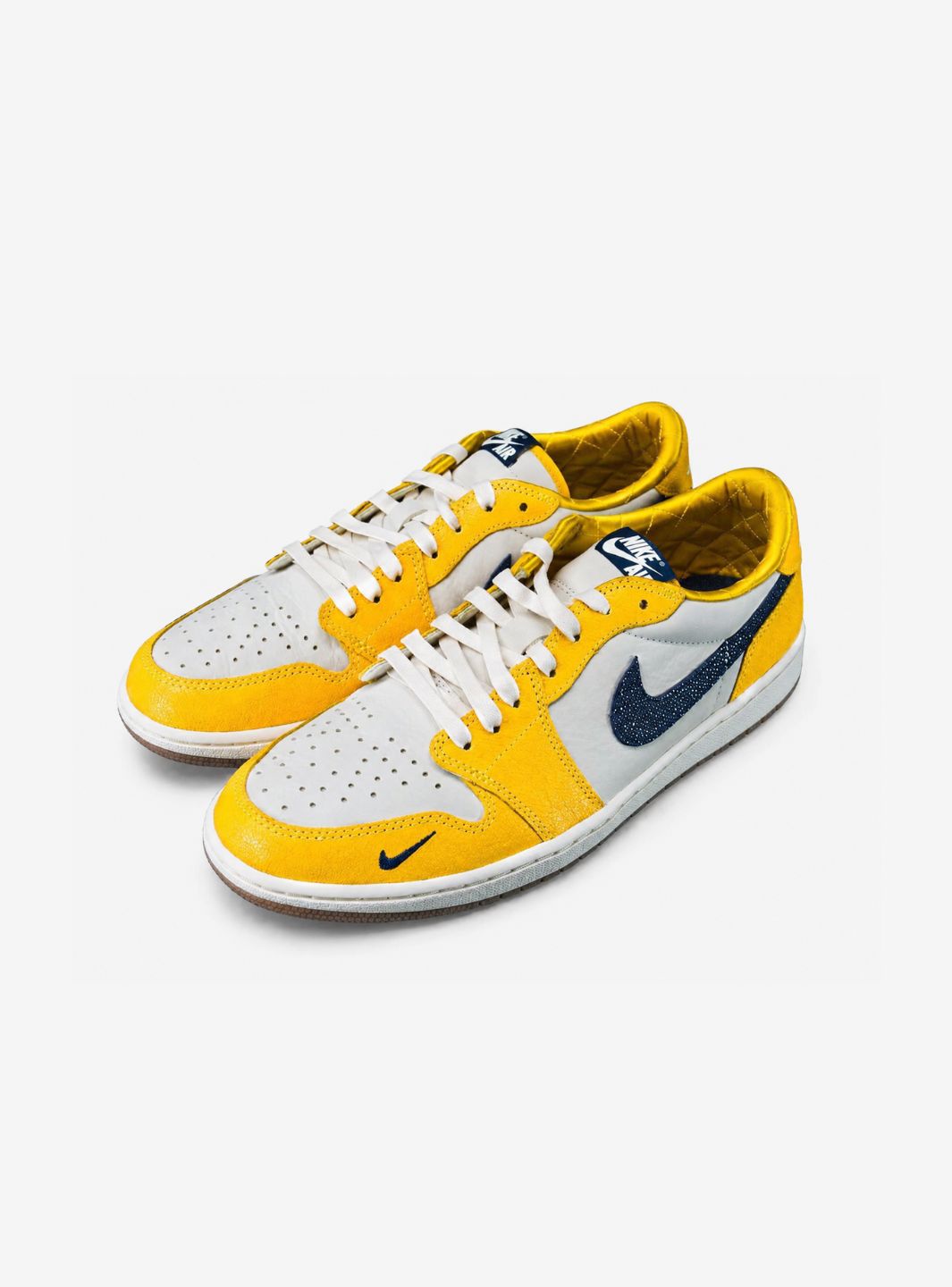 Air Jordan 1 Retro Low OG Michigan PE (2023) -  FQ4116-1521526 XC | ResellZone