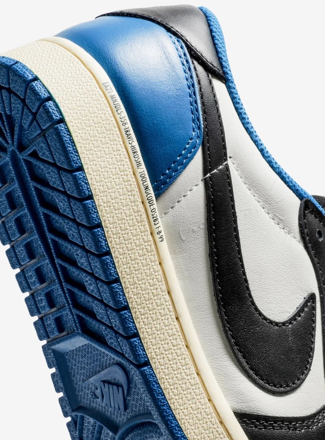 Air Jordan 1 Retro Low OG SP Fragment x Travis Scott - DM7866-140 | ResellZone