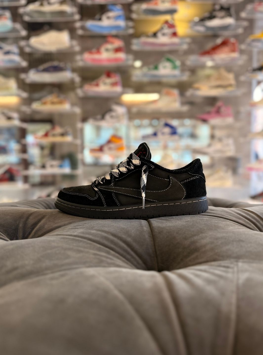 Air Jordan 1 Retro Low OG SP Travis Scott Black Phantom - Sneakers Usate | ResellZone