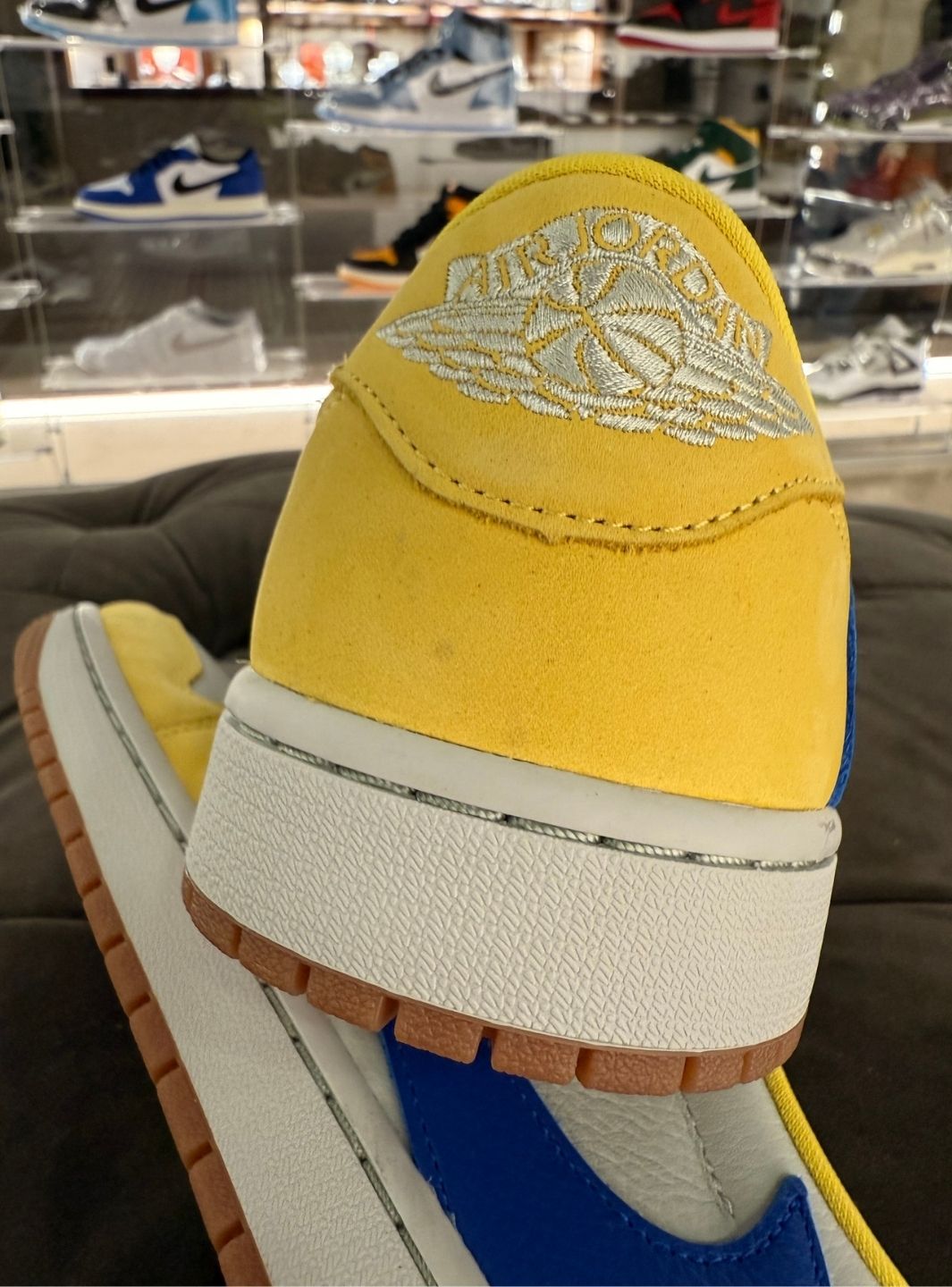 Air Jordan 1 Retro Low OG SP Travis Scott Canary - Sneakers Usate | ResellZone