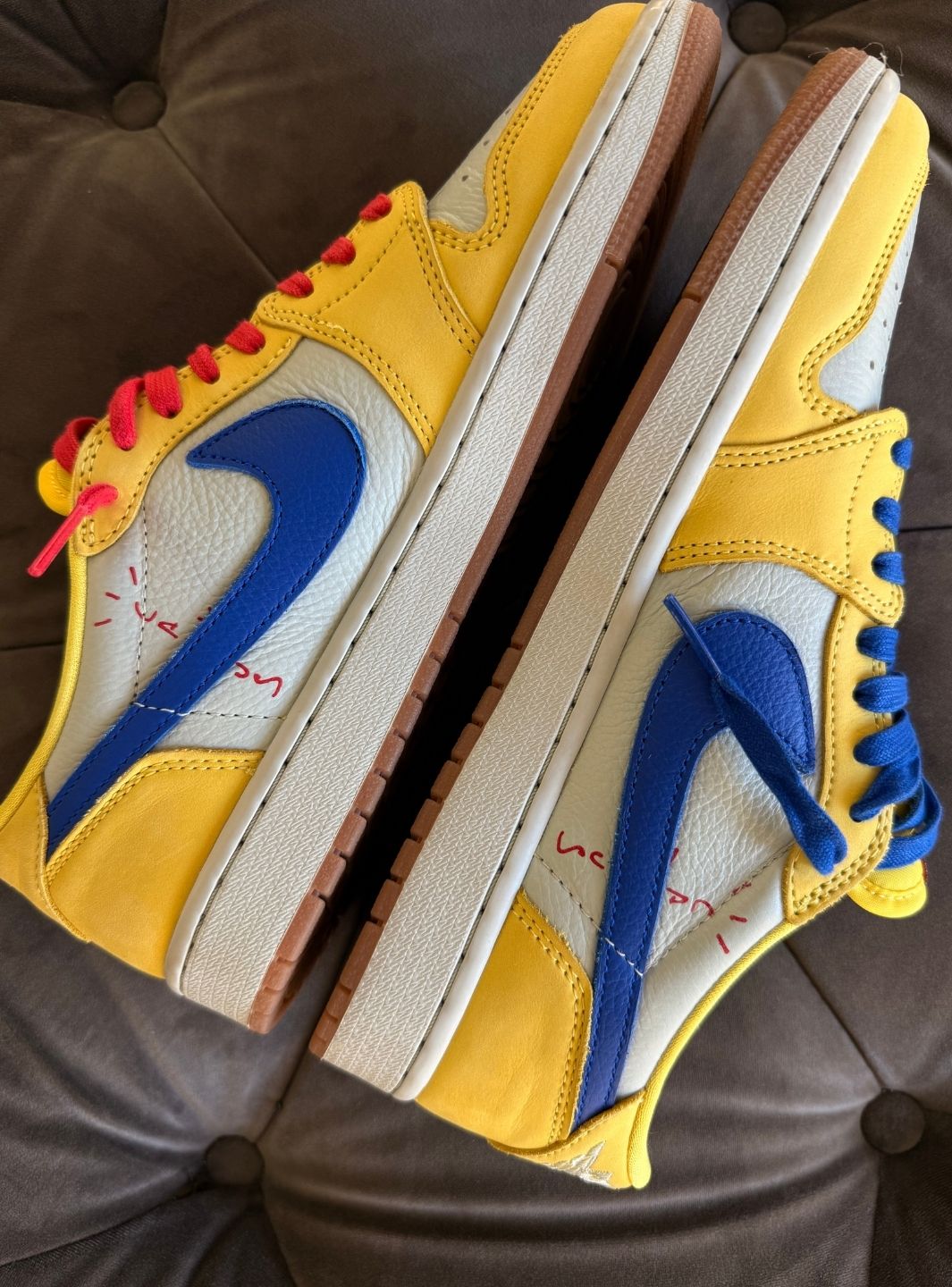 Air Jordan 1 Retro Low OG SP Travis Scott Canary - Sneakers Usate | ResellZone