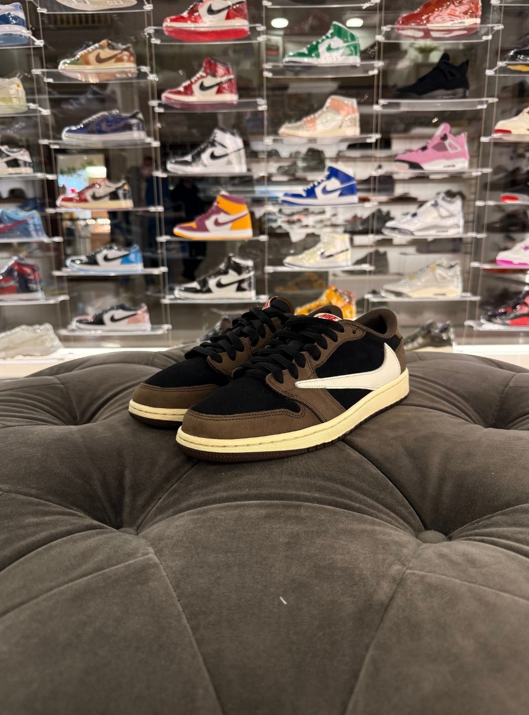 Air Jordan 1 Retro Low OG SP Travis Scott Mocha - Sneakers Usate | ResellZone