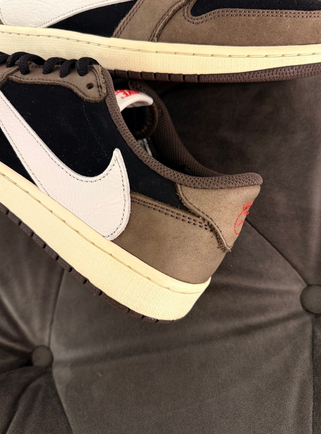 Air Jordan 1 Retro Low OG SP Travis Scott Mocha - Sneakers Usate | ResellZone