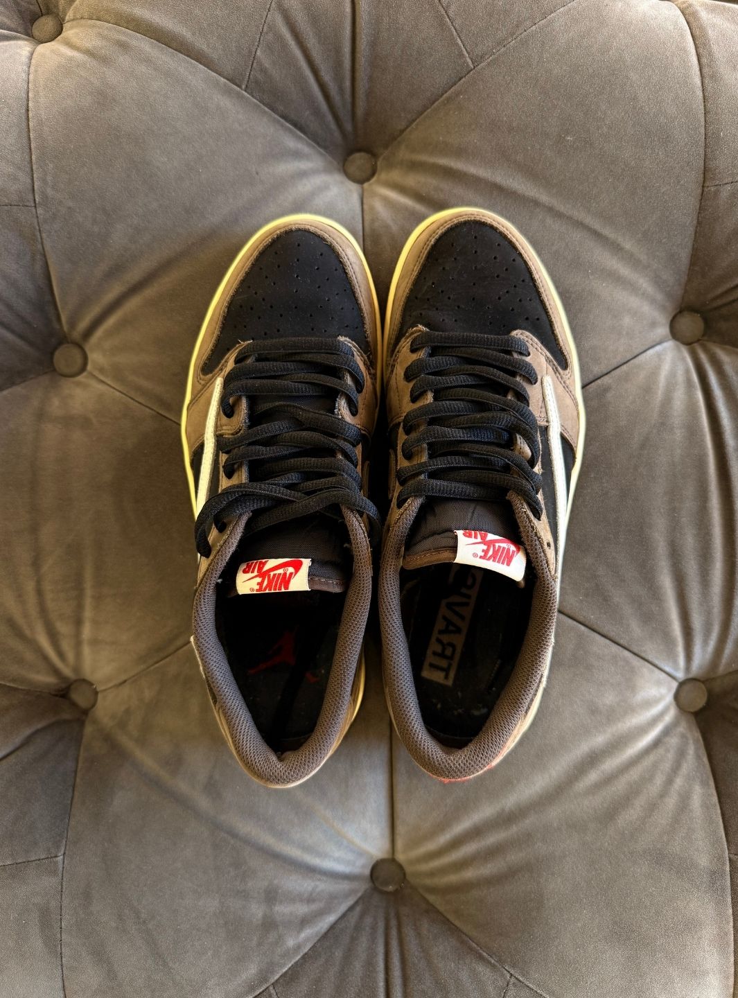 Air Jordan 1 Retro Low OG SP Travis Scott Mocha - Sneakers Usate | ResellZone