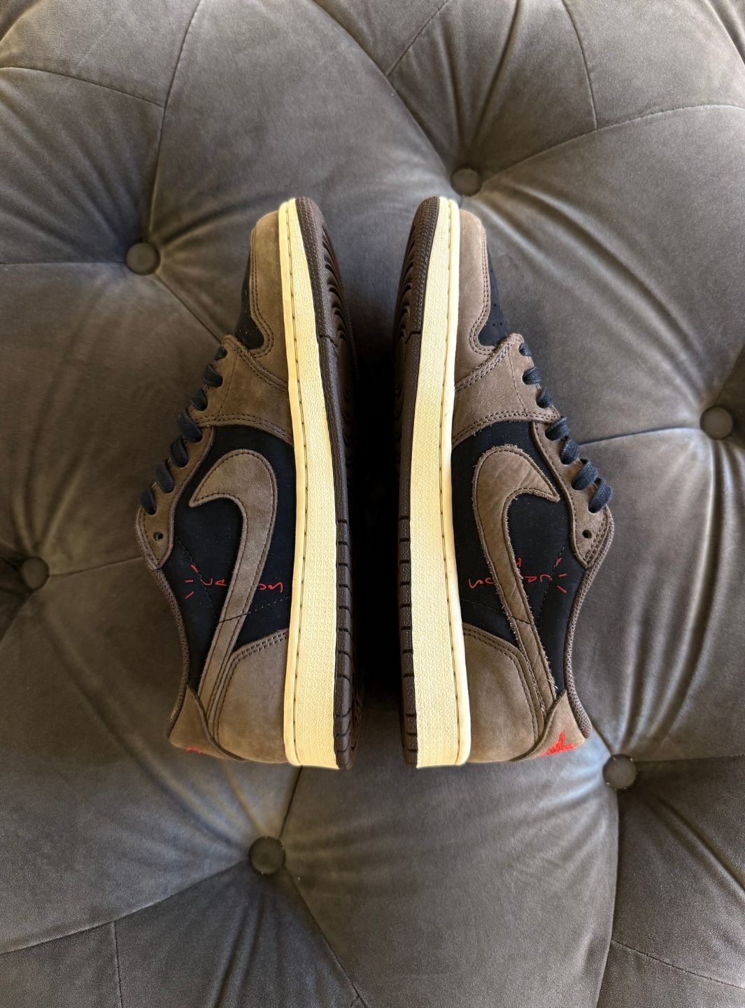 Air Jordan 1 Retro Low OG SP Travis Scott Mocha - Sneakers Usate | ResellZone