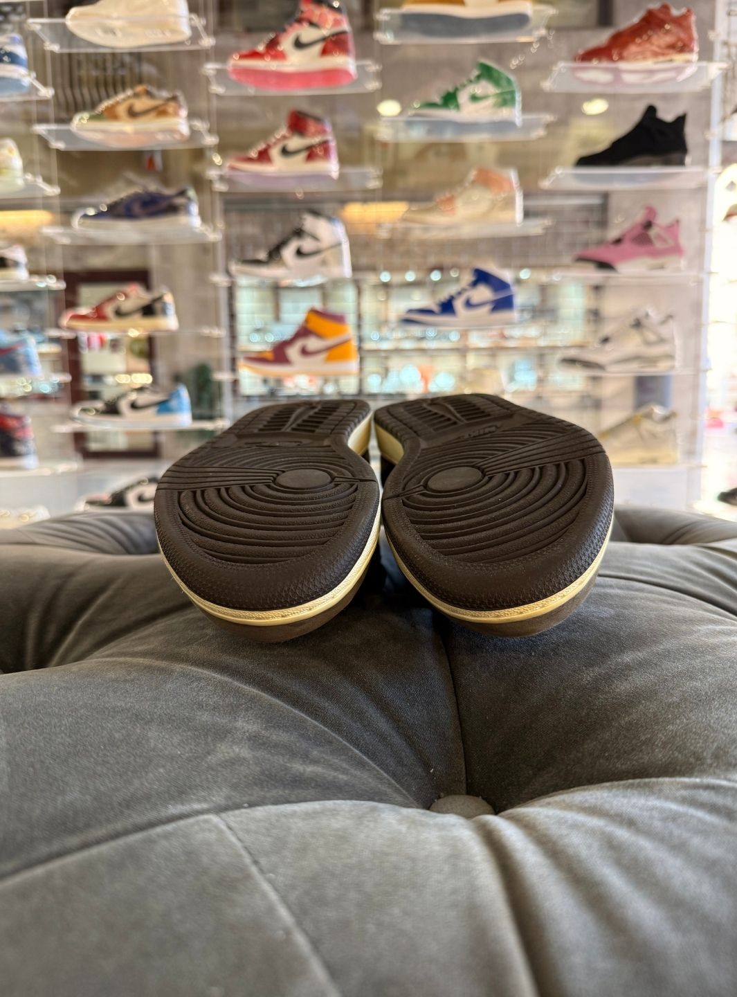 Air Jordan 1 Retro Low OG SP Travis Scott Mocha - Sneakers Usate | ResellZone