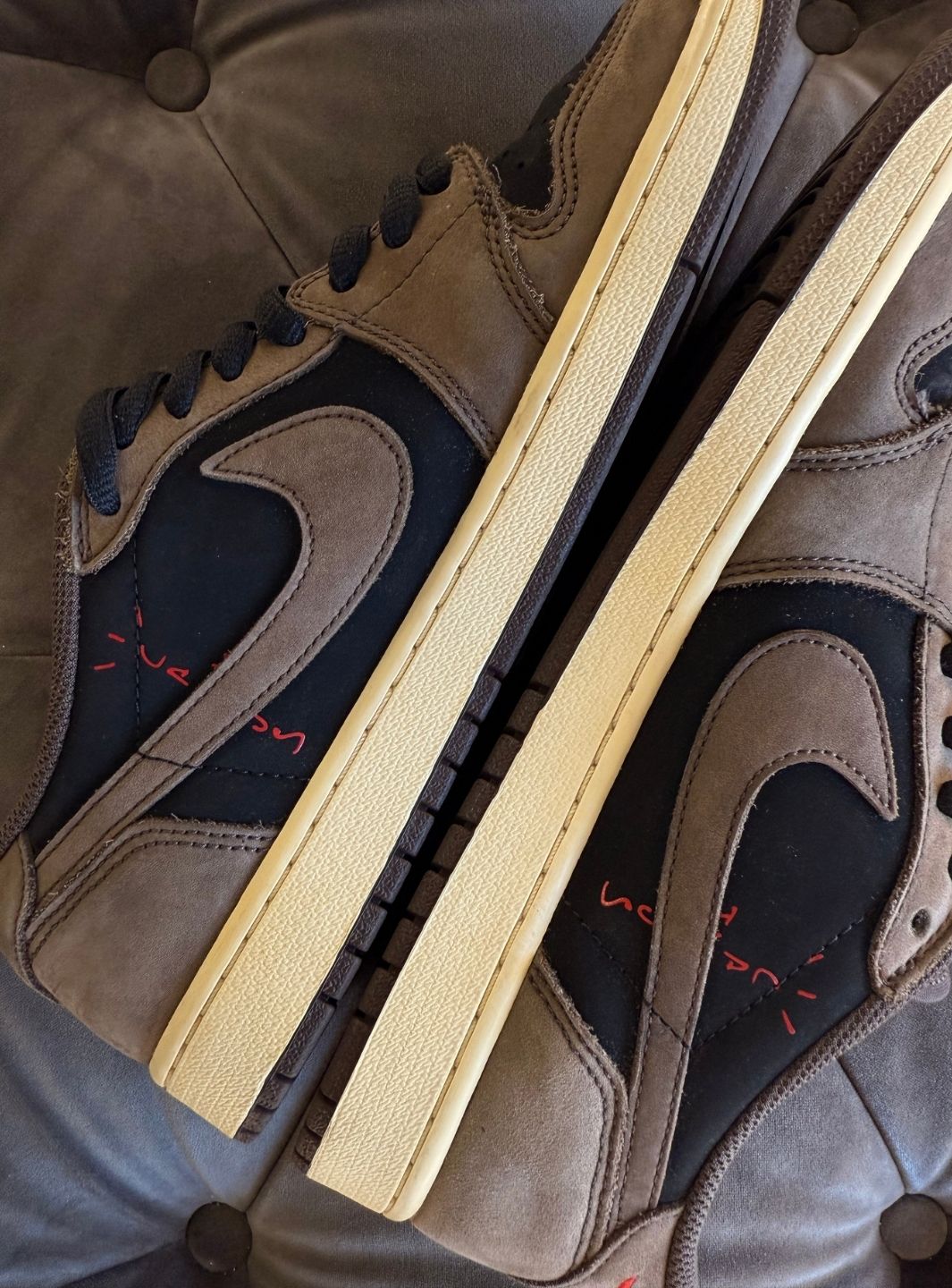 Air Jordan 1 Retro Low OG SP Travis Scott Mocha - Sneakers Usate | ResellZone