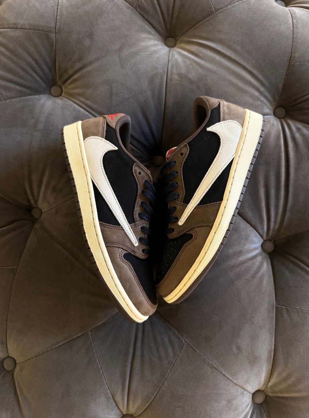 Air Jordan 1 Retro Low OG SP Travis Scott Mocha - Sneakers Usate | ResellZone