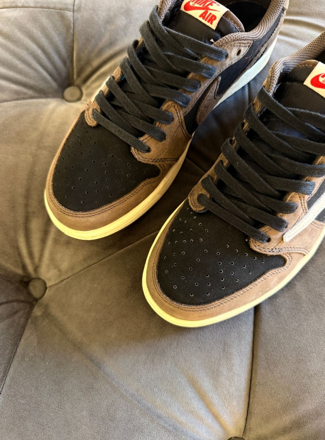 Air Jordan 1 Retro Low OG SP Travis Scott Mocha - Sneakers Usate | ResellZone