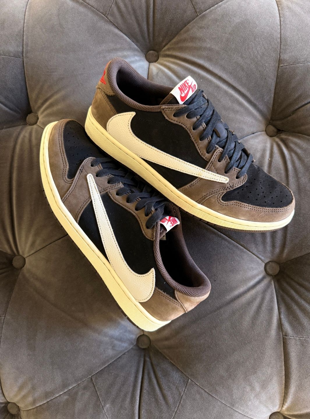 Air Jordan 1 Retro Low OG SP Travis Scott Mocha - Sneakers Usate | ResellZone