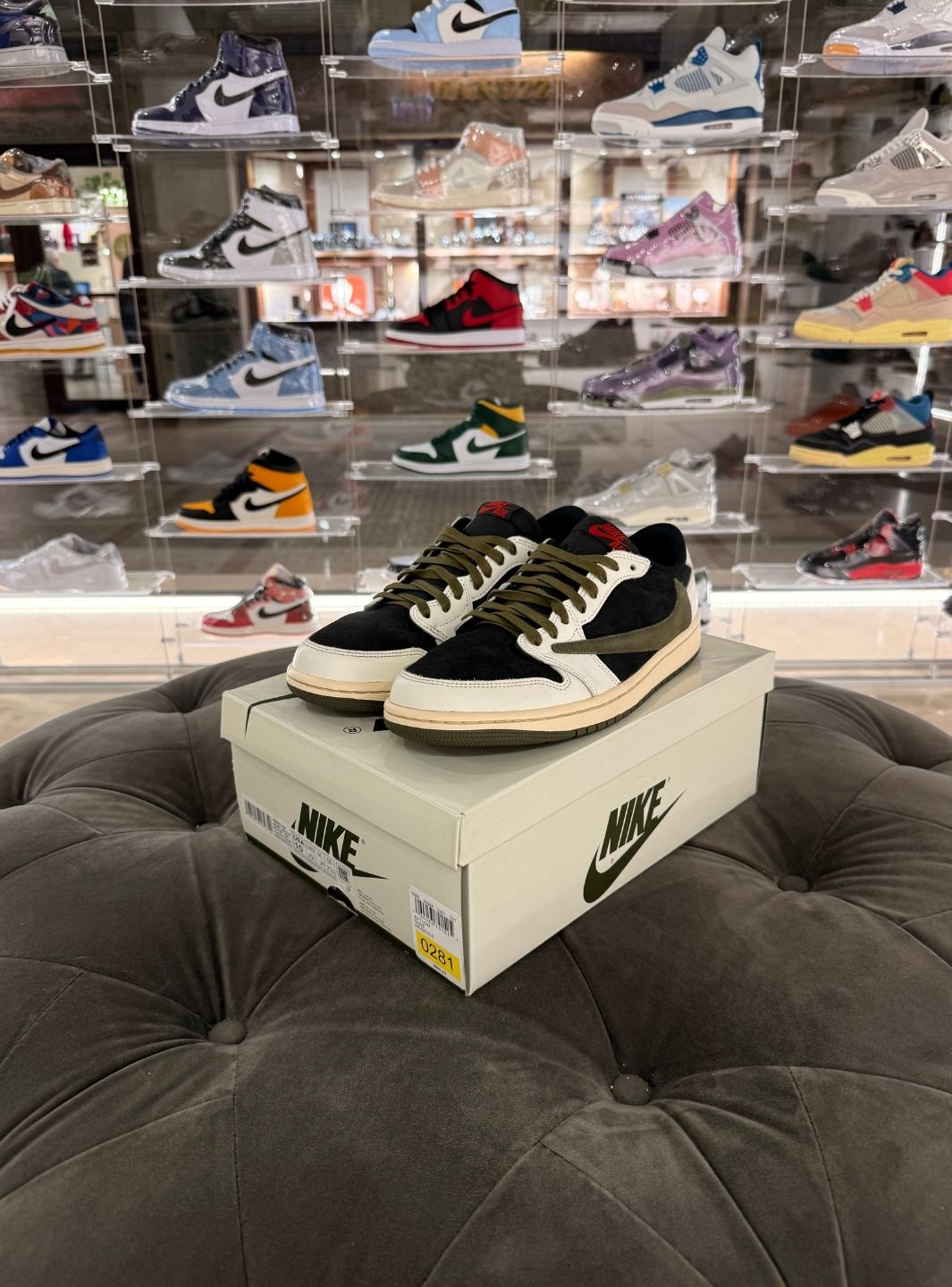 Air Jordan 1 Retro Low OG SP Travis Scott Olive - Sneakers Usate | ResellZone