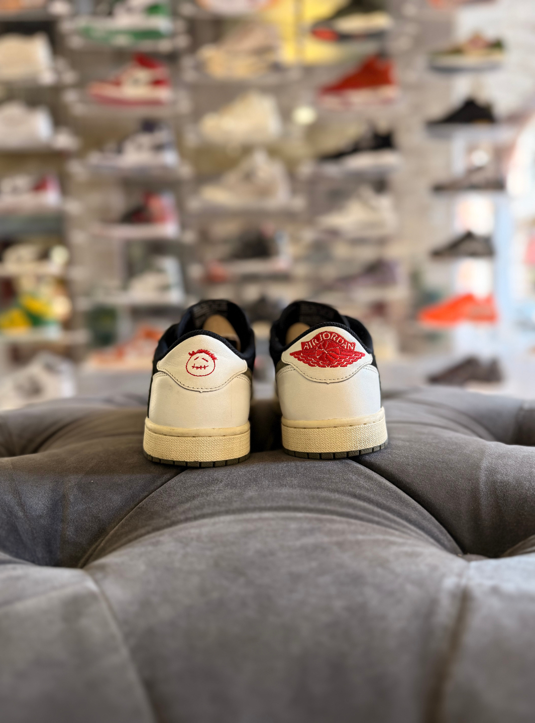 Air Jordan 1 Retro Low OG SP Travis Scott Olive - Sneakers Usate | ResellZone