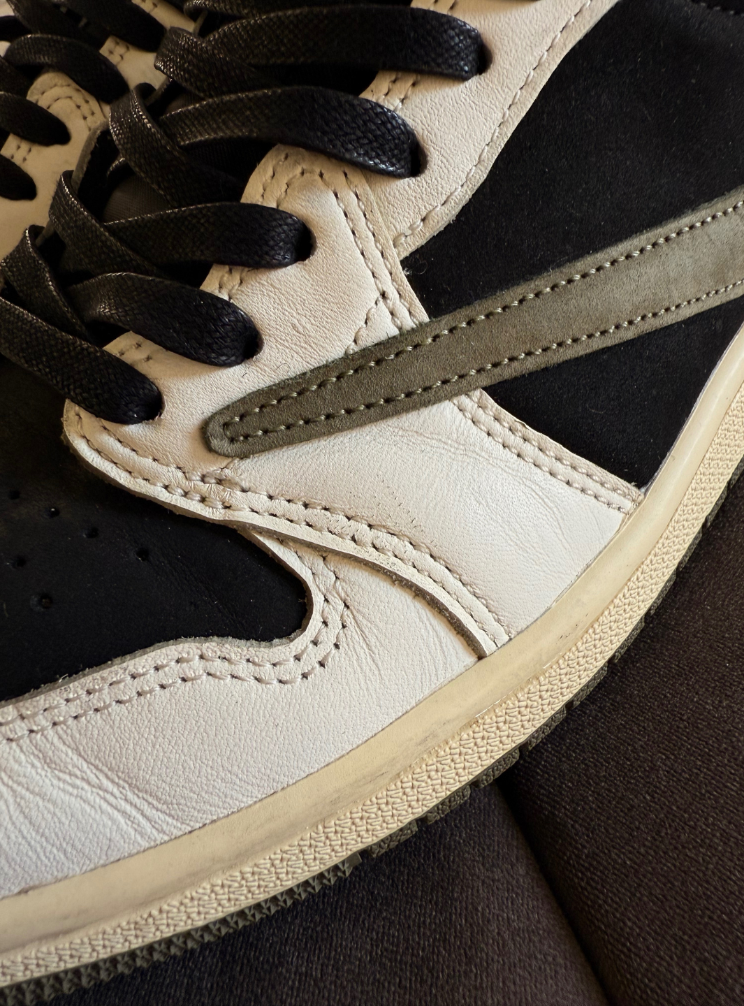 Air Jordan 1 Retro Low OG SP Travis Scott Olive - Sneakers Usate | ResellZone