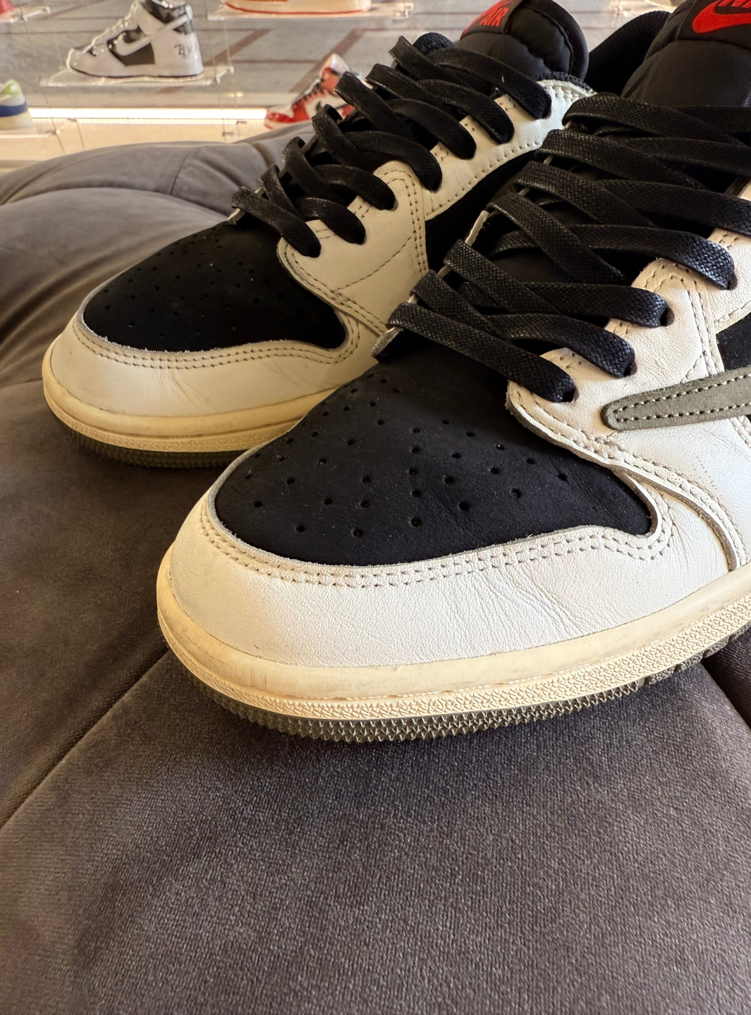 Air Jordan 1 Retro Low OG SP Travis Scott Olive - Sneakers Usate | ResellZone