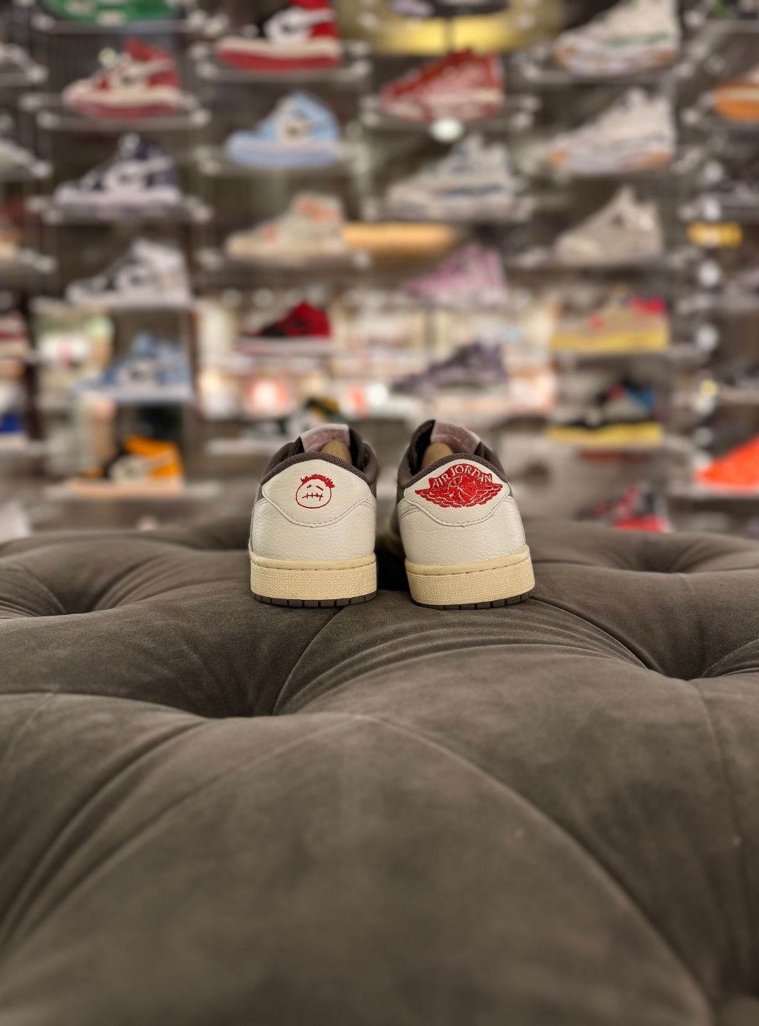 Air Jordan 1 Retro Low OG SP Travis Scott Reverse Mocha - Sneakers Usate | ResellZone