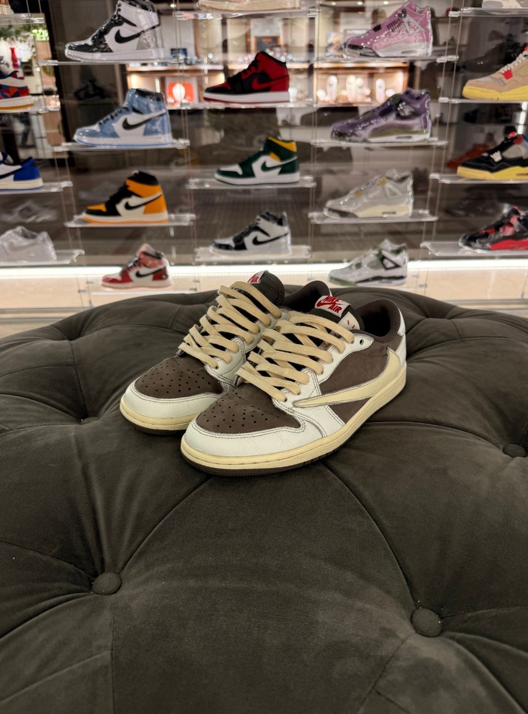 Air Jordan 1 Retro Low OG SP Travis Scott Reverse Mocha - Sneakers Usate | ResellZone