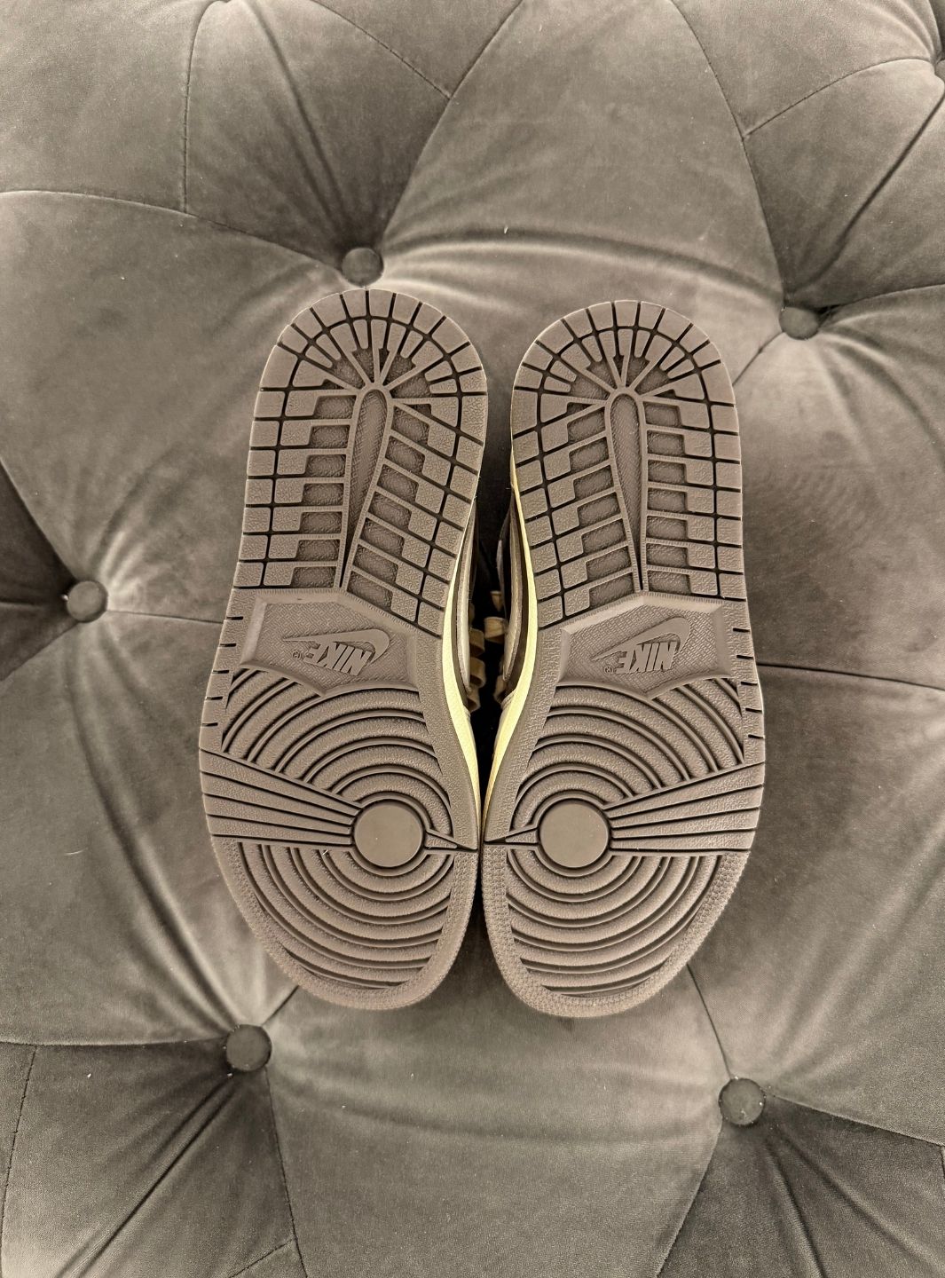 Air Jordan 1 Retro Low OG SP Travis Scott Reverse Mocha - Sneakers Usate | ResellZone