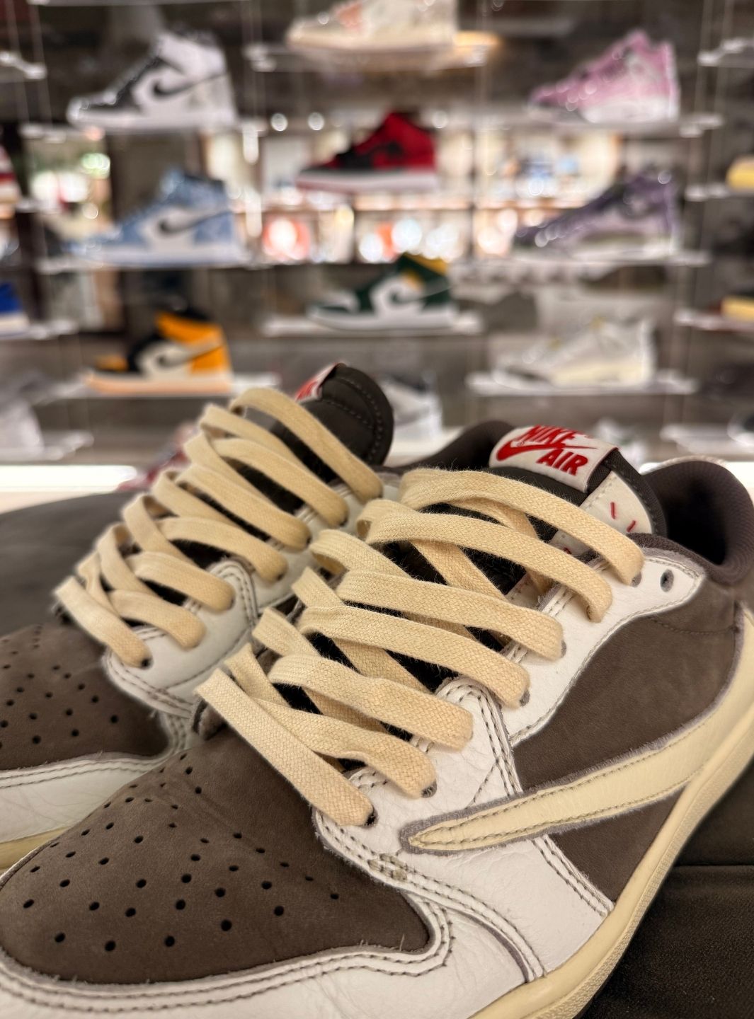 Air Jordan 1 Retro Low OG SP Travis Scott Reverse Mocha - Sneakers Usate | ResellZone