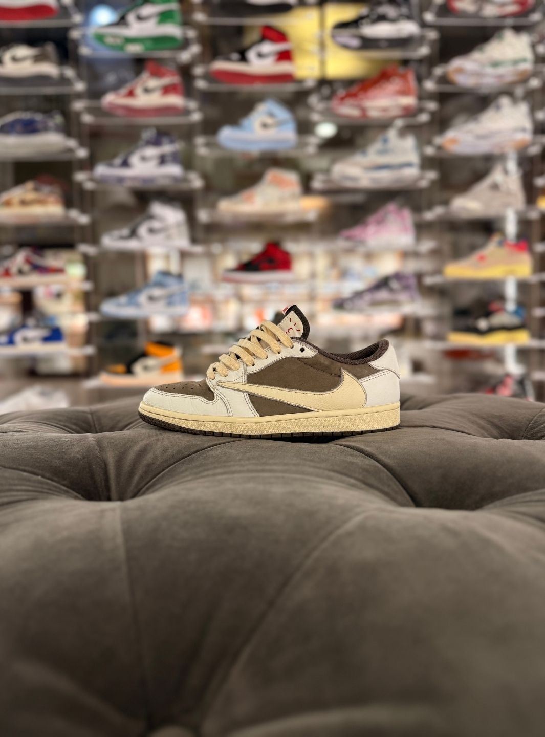 Air Jordan 1 Retro Low OG SP Travis Scott Reverse Mocha - Sneakers Usate | ResellZone