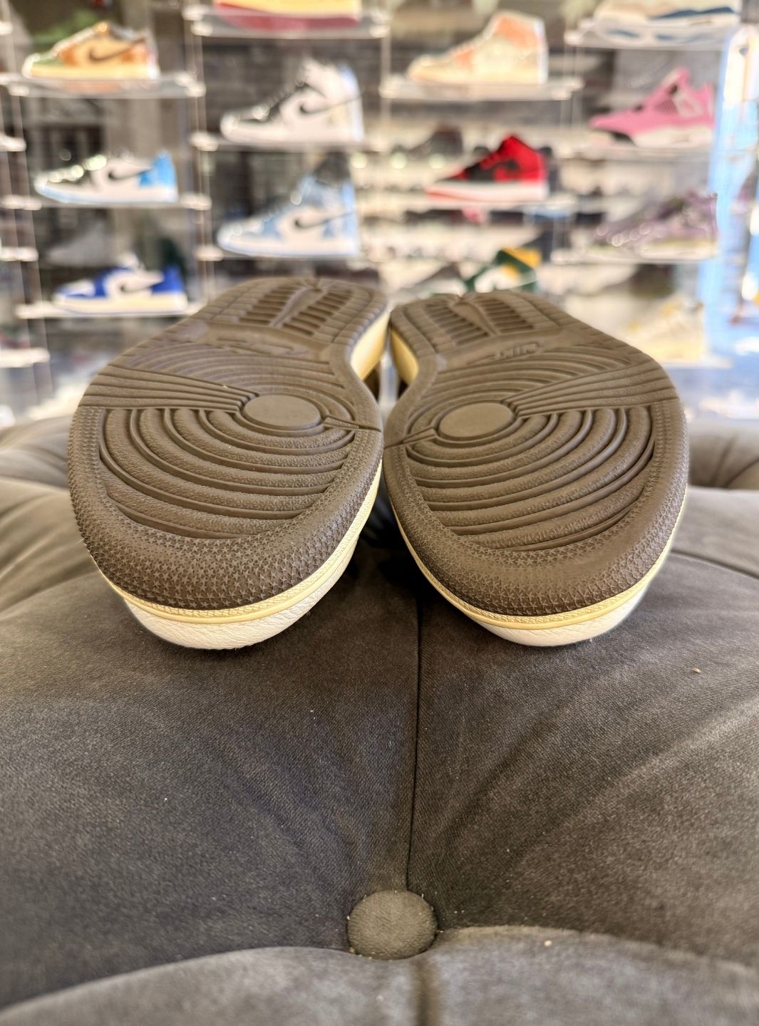 Air Jordan 1 Retro Low OG SP Travis Scott Reverse Mocha - Sneakers Usate | ResellZone