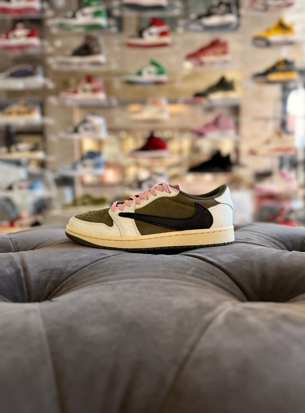 Air Jordan 1 Retro Low OG SP Travis Scott Reverse Olive - Sneakers Usate | ResellZone