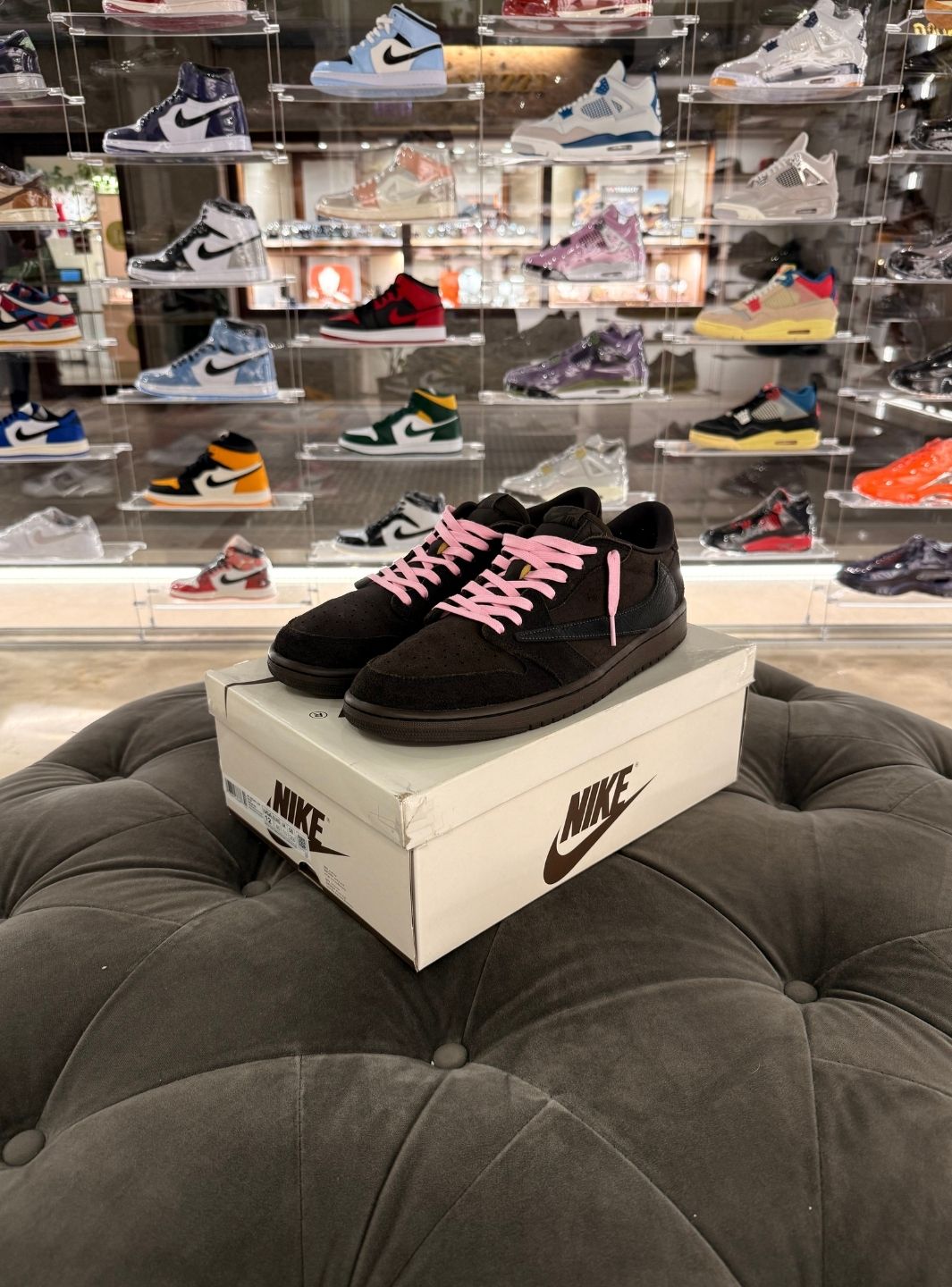 Air Jordan 1 Retro Low OG SP Travis Scott Velvet Brown - Sneakers Usate | ResellZone