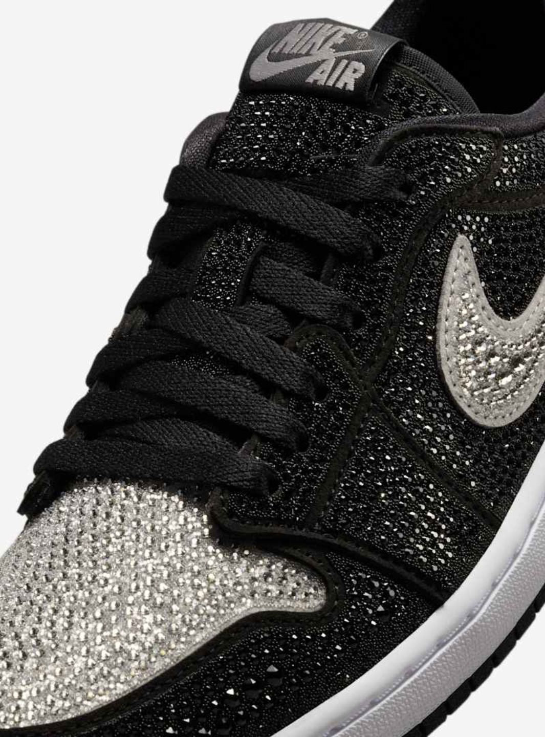 Air Jordan 1 Retro Low OG Swarovski Stealth - HM9208-001 | ResellZone