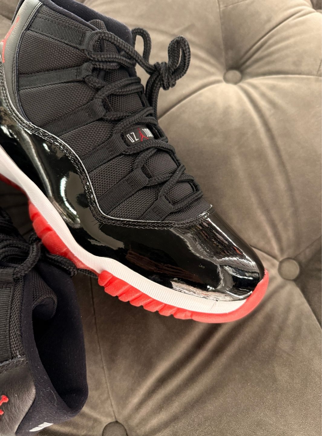Air Jordan 11 Retro Playoffs Bred (2019) - Sneakers Usate | ResellZone