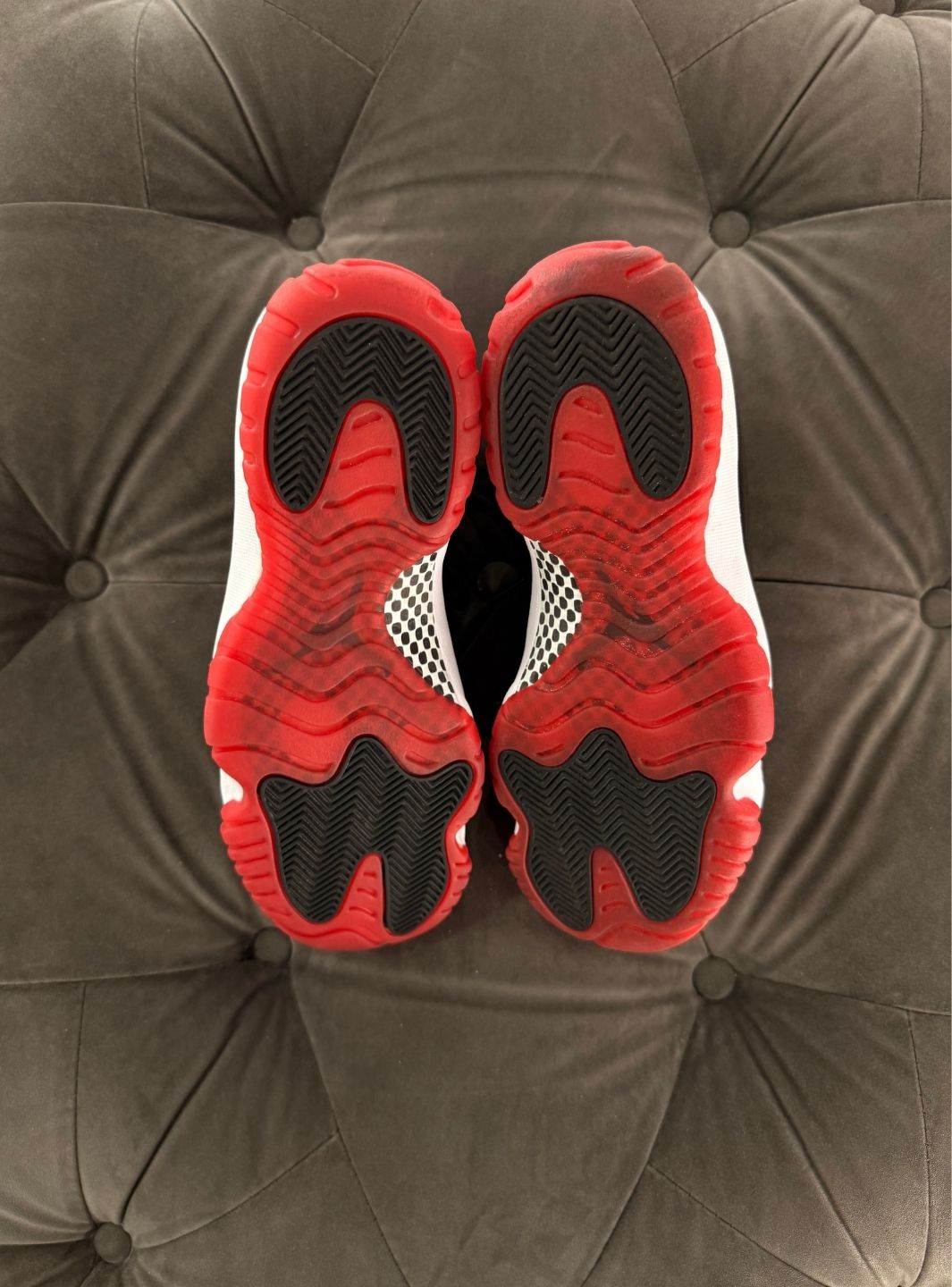 Air Jordan 11 Retro Playoffs Bred (2019) - Sneakers Usate | ResellZone