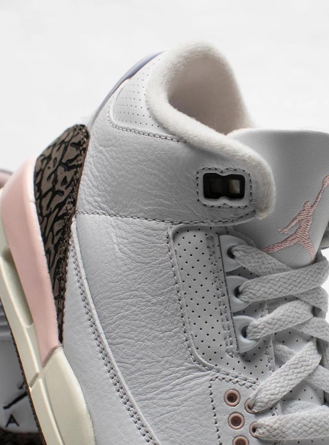 Air Jordan 3 Dark Mocha (Neapolitan) - CK9246-102 | ResellZone