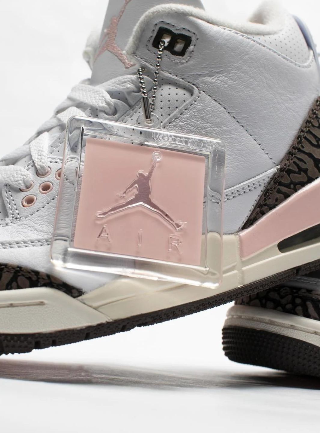 Air Jordan 3 Dark Mocha (Neapolitan) - CK9246-102 | ResellZone