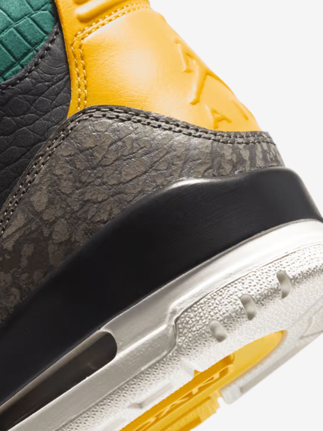 Air Jordan 3 Retro SE Animal Instinct 2.0 - CV3583-003/CK4344-001 | ResellZone