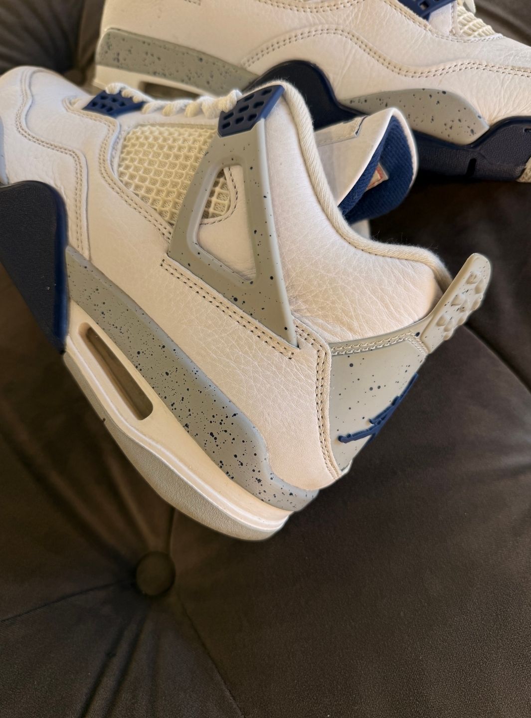 Air Jordan 4 Midnight Navy - Sneakers Usate | ResellZone