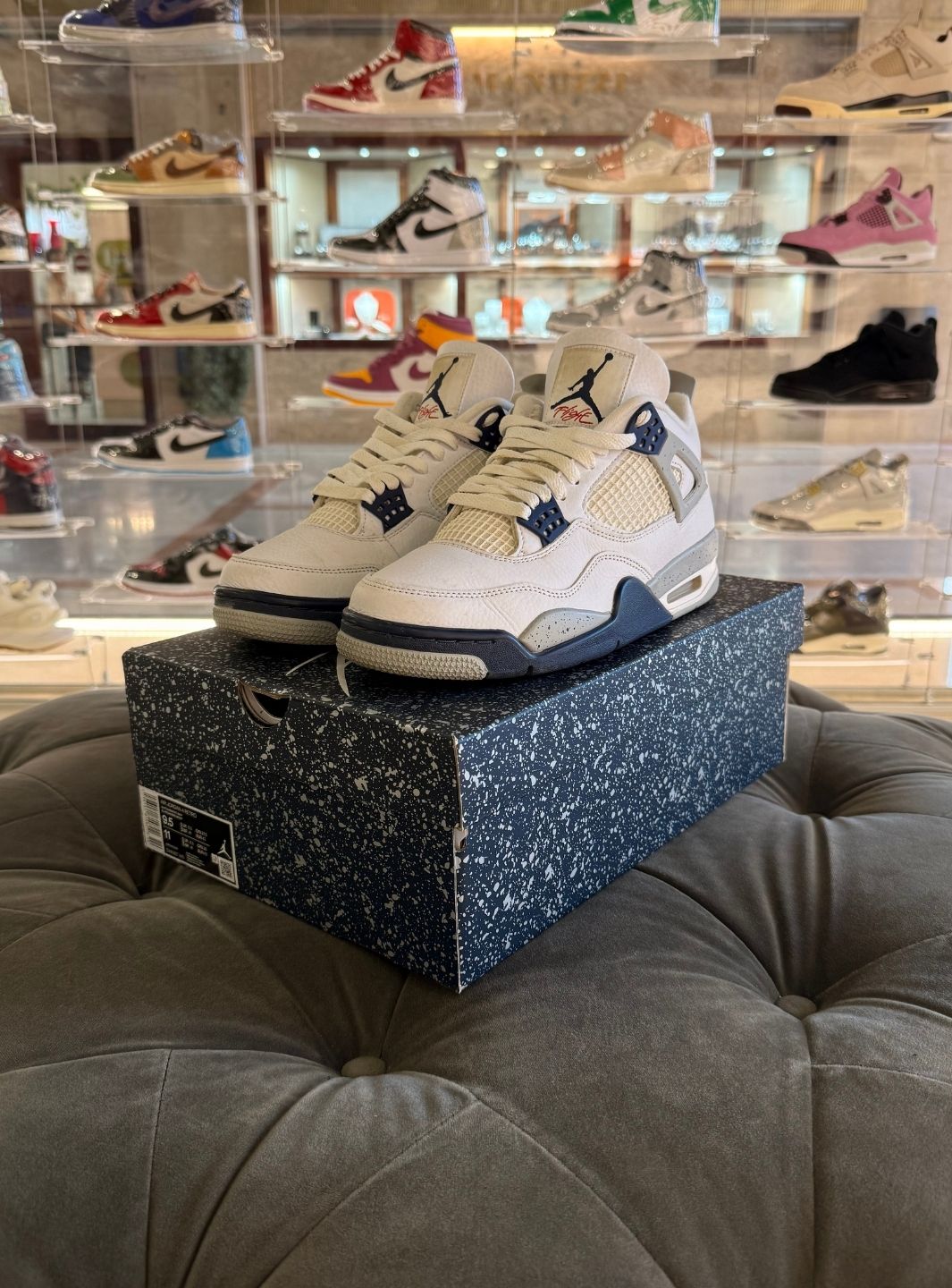 Air Jordan 4 Midnight Navy - Sneakers Usate | ResellZone