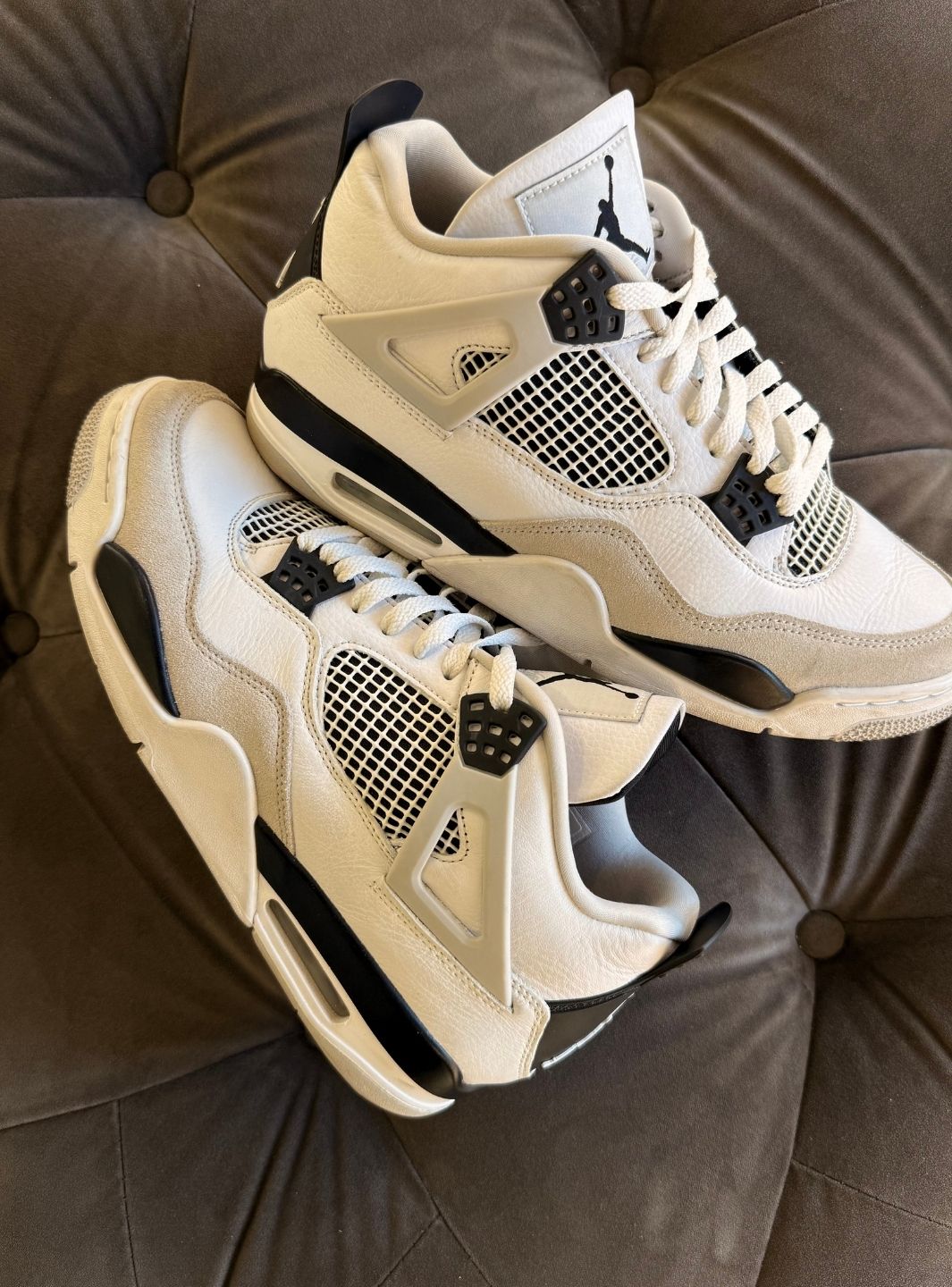 Air Jordan 4 Military Black - Sneakers Usate | ResellZone