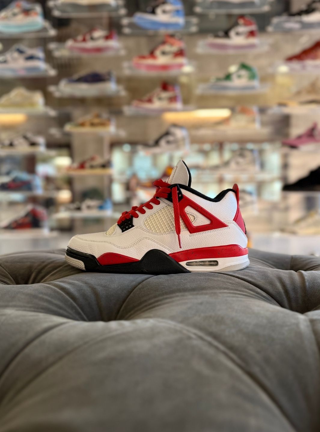 Air Jordan 4 Red Cement - Sneakers Usate | ResellZone