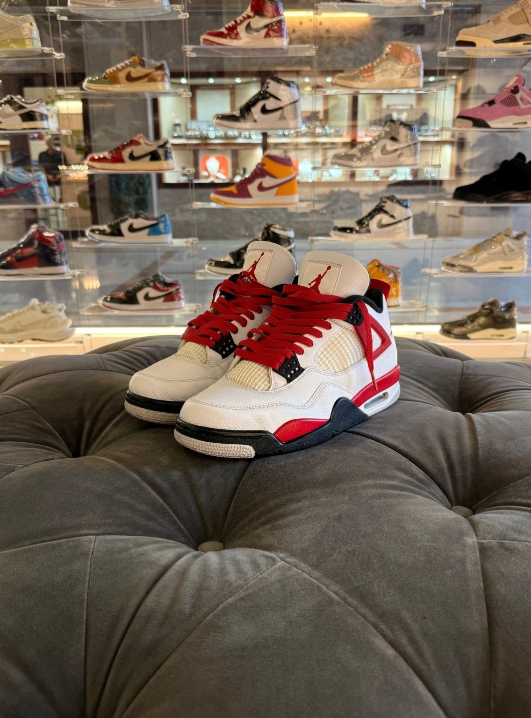 Air Jordan 4 Red Cement - Sneakers Usate | ResellZone