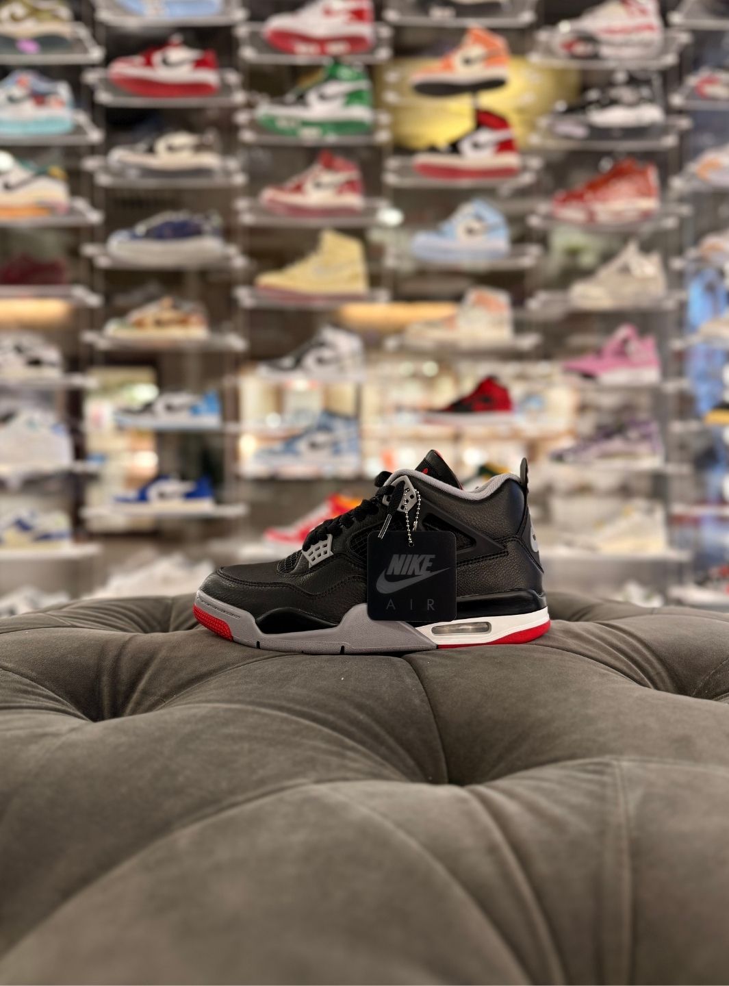 Air Jordan 4 Retro Bred Reimagined - Sneakers Usate | ResellZone