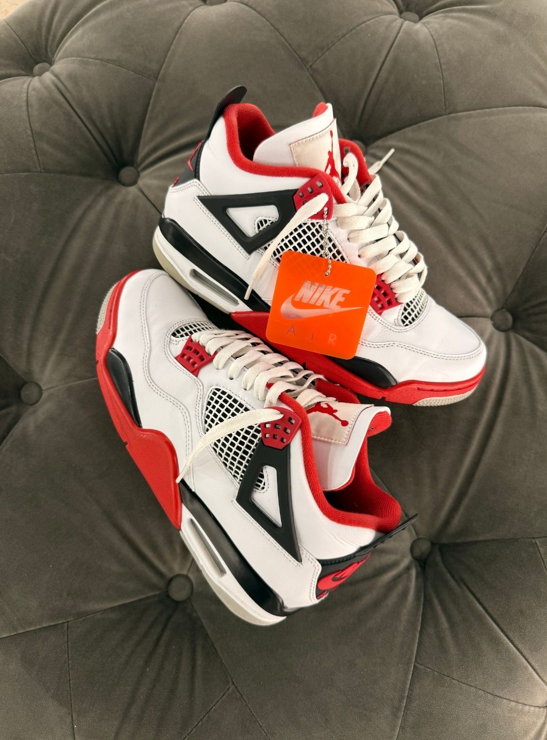 Air Jordan 4 Retro Fire Red (2020) - Sneakers Usate | ResellZone