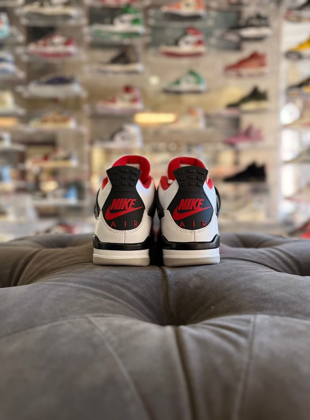 Air Jordan 4 Retro Fire Red (2020) - Sneakers Usate | ResellZone