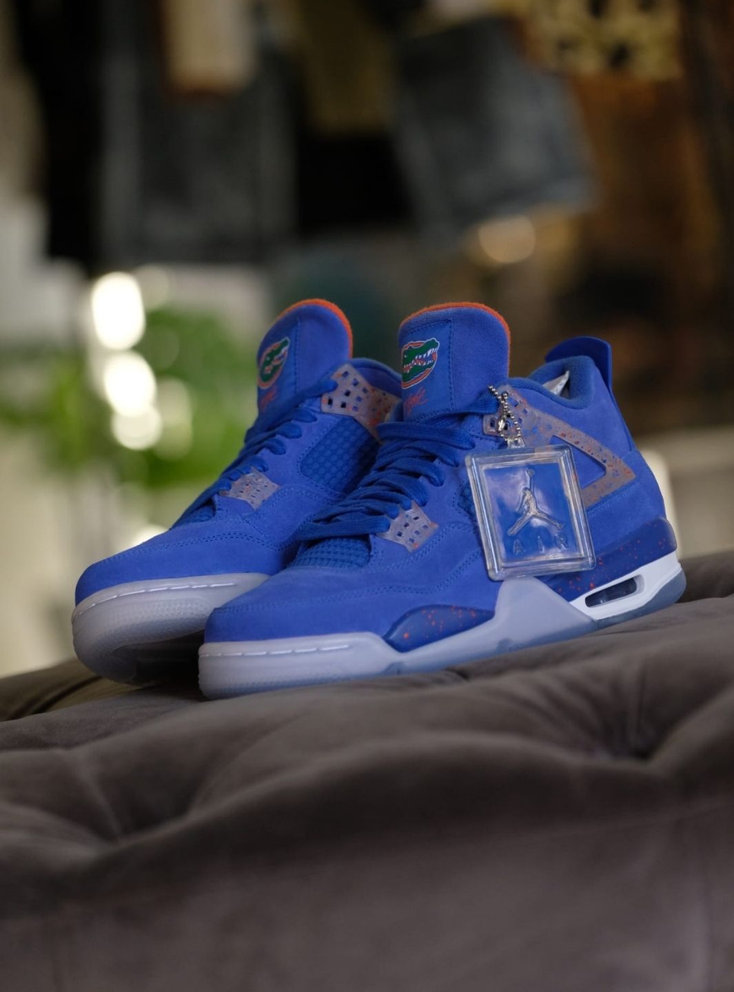 Air Jordan 4 Retro Florida Gators (PE) | ResellZone