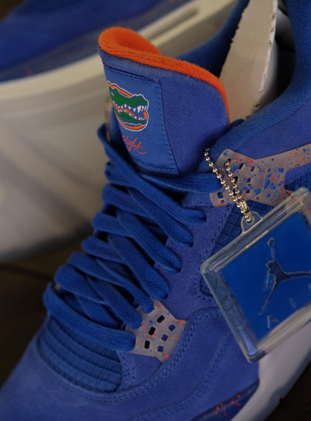 Air Jordan 4 Retro Florida Gators (PE) | ResellZone